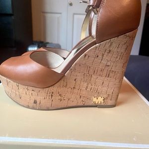 Michael Kors Platform Leather Wedge Sandals -Size 5.5